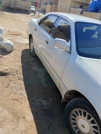 سيارة بطه منفصل بسمي مكفوله من كلشي رقم بغداد موديل 93العوان بغداد سعر...
