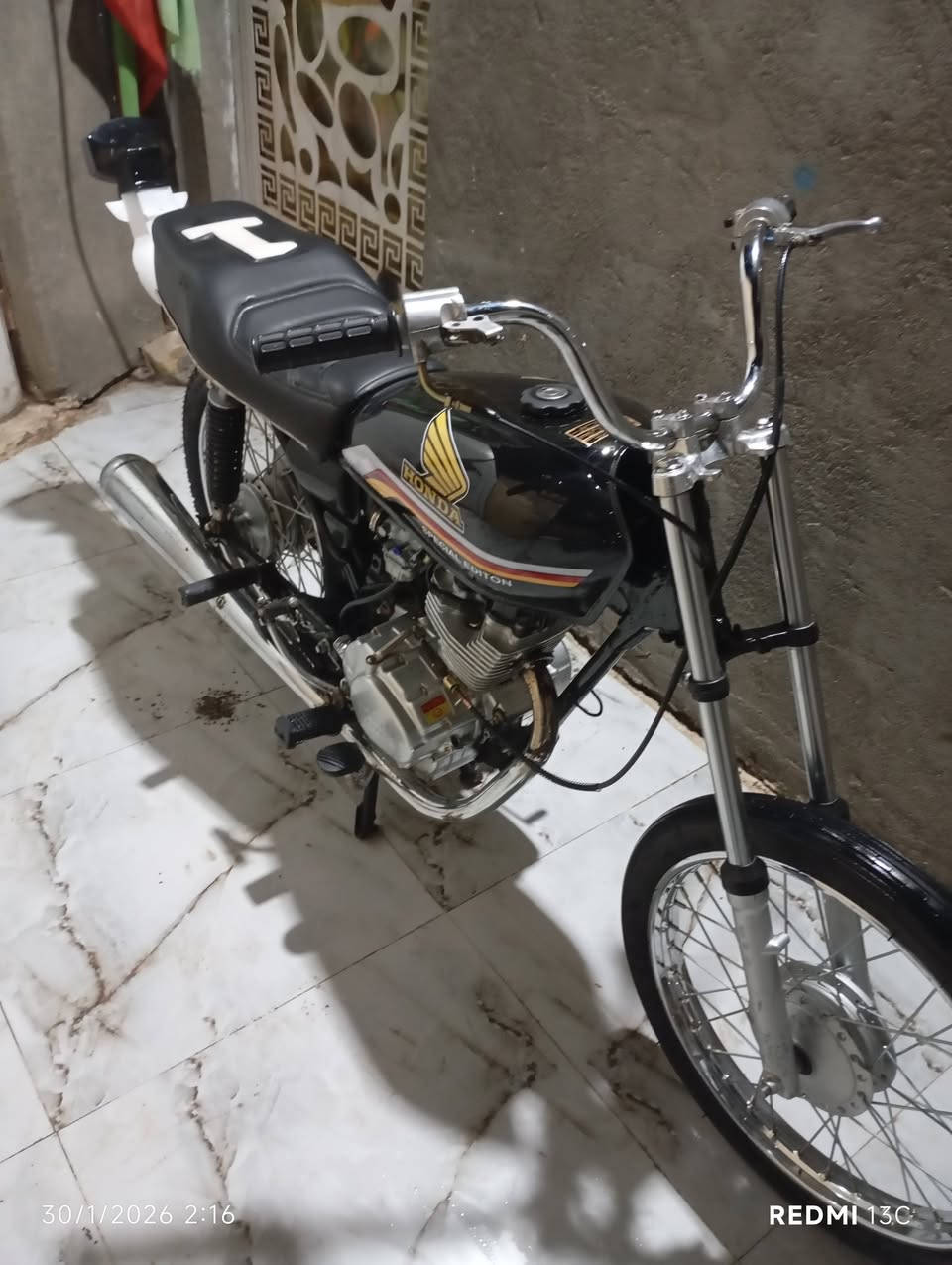 السلام عليكم دراجه للبيع محرك سي جي مامفتوح سعر 650 وبيها مجال بسيط مكان ناصريه مركز  ماتشتري لاتراسل ***********
