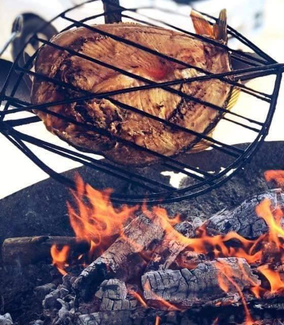 اسماك النوارس سمك مسكوف على طريقة البغدادية السعر الكيلو 8الاف يوجد خدمة توصيل كافة المناطق هذه رقمي بي واتساب ***********
