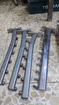 أذرع للبيع • عدد كبير