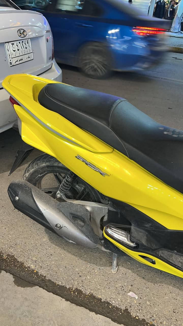 دراجه للبيع. pcx
الجيل الثاني 
ماشيه 5000 
بصمه العدد2
لد زنن
حساس ازدحام
دراجه بحالة الوكالة وكفاله 
عنوانها بغداد 
للأستفسار ***********
