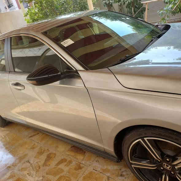 هوندا اكورد هايبرد وارد امريكي 2024  )
عدد المسافه  2465 
• المحرك 2000  
• شاشة كبيرة
•فتحه
• كاميرا خلفية 360
• كرسي كهرباء 
• رادار امامي
• مانع تصادم
• محدد مسار 
• تصحيح مسار
• شفتات بالستيرن
• مثبت سرعة
• مانع انزلاق
• دخول ذكي 
• إنارة ترحيبية
• هندبريك كهرباء
•لايت عدسات زينون
• نظام اوتو لايت Auto
• لايت العالي زنون 
• حساسات مطر 
• حساسات دخول الإنفاق
• حساسات ضغط هواء الإطارات
• أوامر صوتية
• 3 أنظمة قيادة (eco, ev, sport)
• بلوتوث
• مدخل USB + AUX
السيارة حادثها موضح بالصور
ايرباك برده 
المكان بغداد الغزالية
للاستفسار 
***********
***********
للبيع فقط
