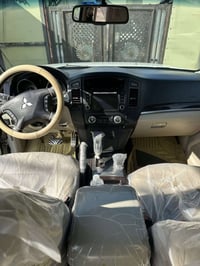 باجيرو • ٢٠١٣ • مكينة ٣٥٠٠