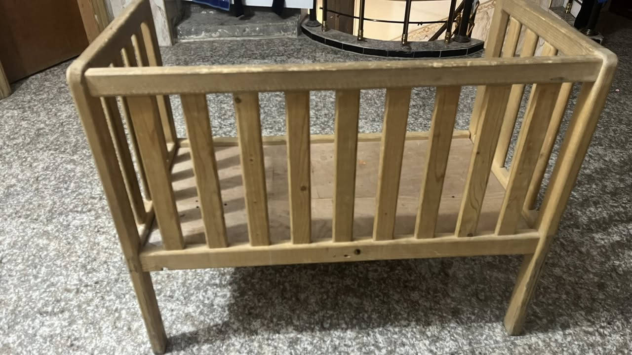 سلام عليكم مكلف بالنشر
سرير اطفال عدد 2 واحد كبير وواحد وسط نوعه خشب الجام شغل نضيف وقوي السعر 100 ثنينهن
تواصل اتصال او مراسله واتس 

‭0783 155 2710‬
