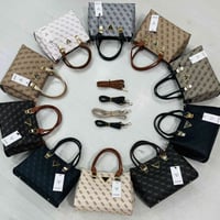 بيع جملة • اسطنبول • ٢٢٥ قطعة