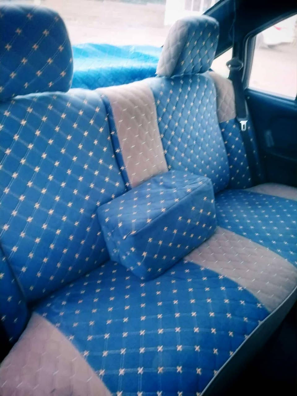 وبل وميكه موديل 1992 محرك 20 كيرعادي صدرامامي خلفي جديدصبق عام جماليه دوشمه جديده كهربايات كله شقاله سنويه 2030 هزه جديده لايت زنون ***********
