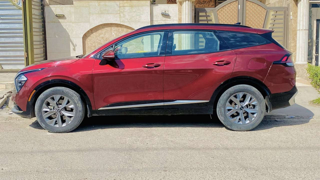 سبورتج 2023  السياره قطعه وحده فقط جاملغ خلفي
السعر 200 
مكاني بغداد الدوره 
***********
