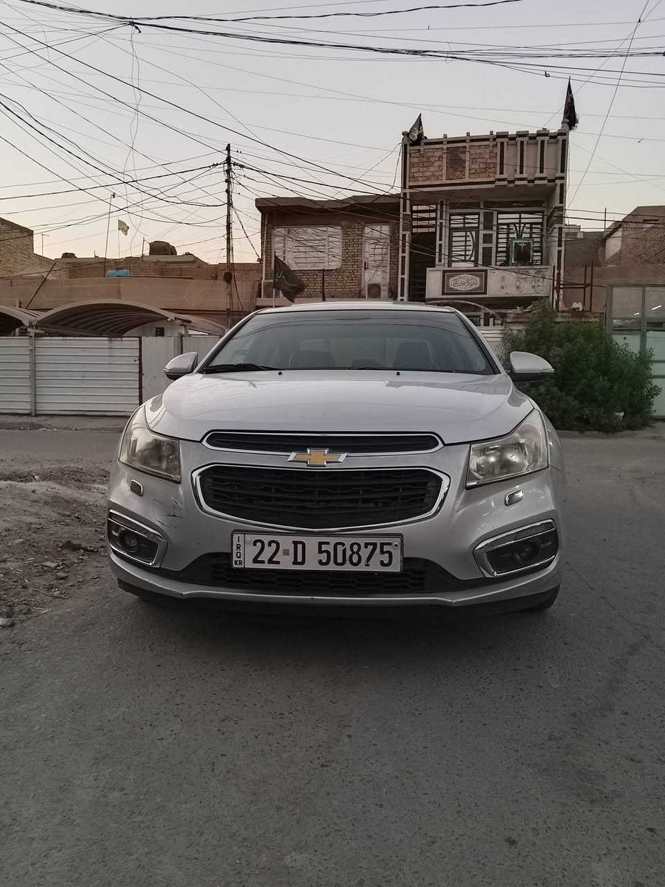 شوفر ليت كروز موديل 2016 خليجي
مكينه 1800 بحاله جيده والكير كذلك 
خمس بصمات 
فتحه سقف 
شاشه جبيره بلادي 
كامره بلادي 
كشنات جلد
رادار جانبي 
سياره مكفوله من الصبغ بيها بس بارد بالباب مال سايق يم اليده 
 السعر 88 

***********
