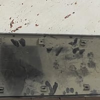 غراض توسان للبيع تريشة جهة الايمن عكس السائق ويده مال ماسحات جديدات لك...