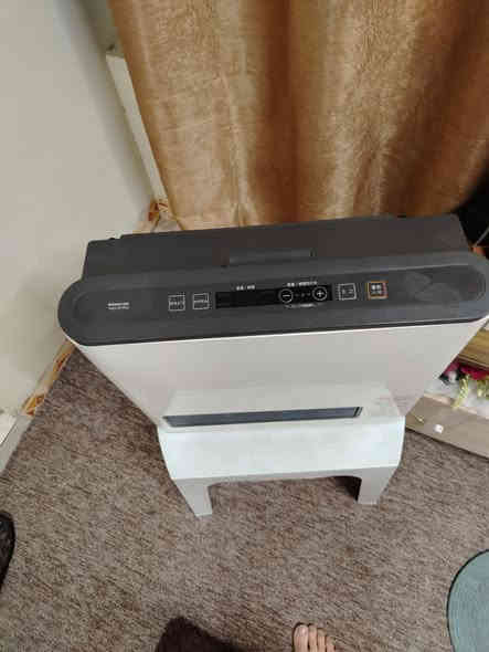 سوبه غازيه كهربائيه حجم ٤٫٥ طن ياباني نظيف جدا للبيع تحتاج كهرباء اقل من ربع امبير الشراي يرجی الاتصال *********** المكان السليمانيه
