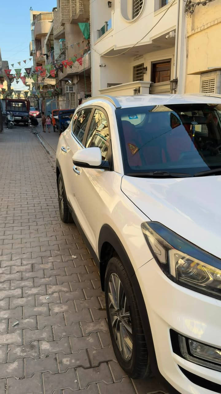 توسان 2019خليجي
محرك 2000دوش مكفول من الفتح
بنيد مبدل وبي ضربة شبر
يم قبق بانزيل هم اكو صبغ شبر
مري شفط 
كشن السايق كهربائي 
حساسات 5
معدل المشي موجود بصورة
الواقع احلى من الصور
السعر 182
الرقم***********
عنوان بغداد 📍
