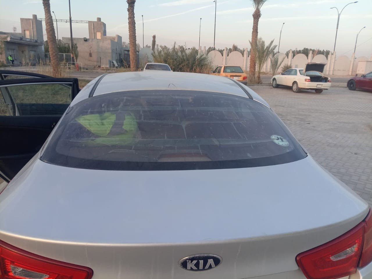 للبيع موديل ٢٠١٤ سياره جاهزه من كلشي اي استفسار *********** السعر شده
