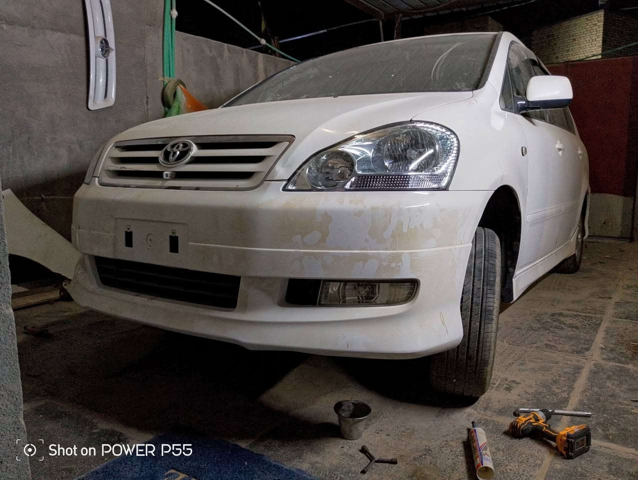 سلام عليكم. للبيع ابسم مديل 2001 توويل ادوات السيارة حاوية كفالة عامة عده هاي الطخه موضحه بلصوره تخم تاير جديد ويلكب جديد حداده زيرو تدفئة تبريد شرط على وضع الشركه غرفه جديده كير5 نمر مكينه بيها صوت سياره ماعايزه بس مكينه فقط السعر 68 قفل ***********
