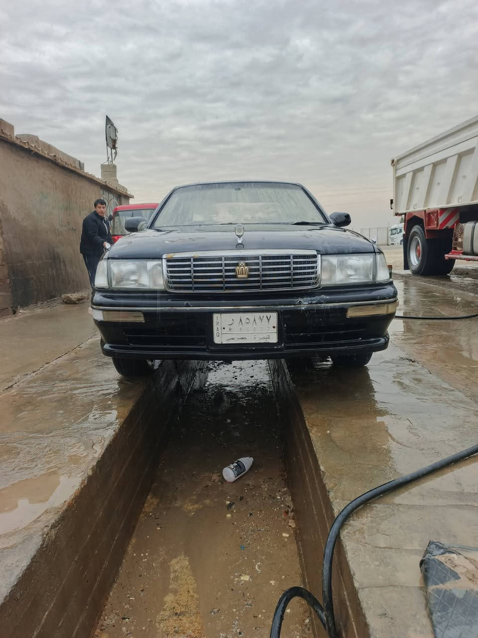 بطه مديل 93مكفول كفاله عامه
من ضربه ونقل جثه كير مكينه خير من الله حداديه 
مراوس اراوس حسب القناعة 
العنوان بغداد جسر ديالى 
الاتصال ***********
