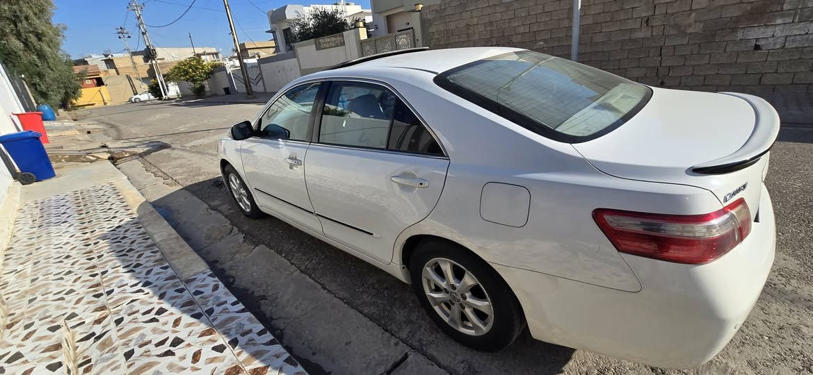 كامري 2009 GLX دواخل نضيف بيه اربع قطع بدون دواخل قطع صغير فقط ترتيب لجمالية محرك مامفتوح بيـــع و مراوس حسب القناع
***********
*********** كركوك, العراق
