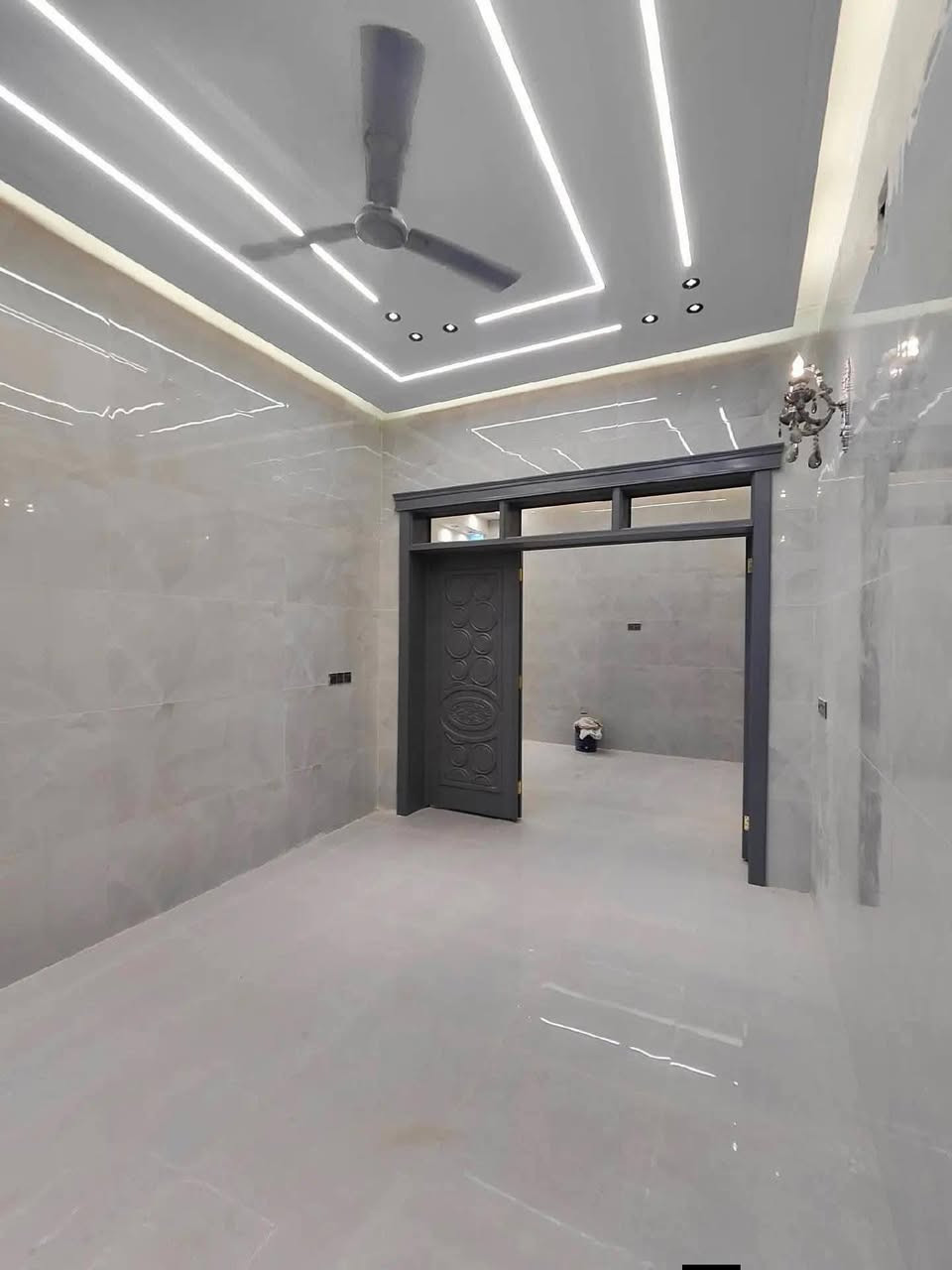 يعلن مكتب المهندس للمقاولات العامة      الى اهالي شاطى التاجي الكرام
للبناء حاضر او اقساط. 

سعر المتر النقد 450الف
سعر المتر اقساط 550الف
شهريا 500 الف دينار فقط 
بدون كفيل او فوائد
جميع موافقات بناء علينا
باشراف كادر هندسي مختص👷‍♀️

اشراف_ تنفيذ_ ترميم_ تفليش _عمل خرائط 

الاستفسار الاتصال علي الارقام التالية 📱
***********
***********
