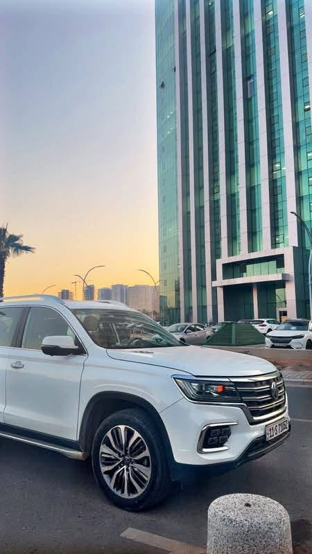 السلام عليكم MG  RX 8 لكجري  موديل 2022 ماشية 48 مكفولة من الصبغ والبارد فول مواصفات بانورما 4 كاميرات صندوق كهرباء كشنات جلد حار بارد خزن ميموري شاشة سايد بريك بصمة حساس امامي خلفي بصمة 7 راكب محرك تيربو مري شفط 3 قطع تبريد 4 ويل و6 أنظمة قيادة
سعر 25 مليون وبيهة مجال مكان السيارة سبع ابكار 
***********

