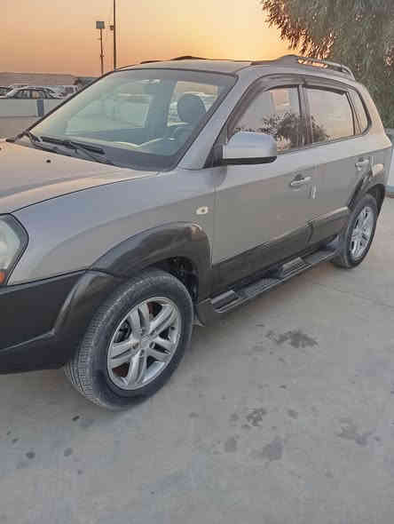 السلام عليكم
تكسون 2009 رقم نينوى الجديد شرط التحويل نظيفة احلى من الصورمحرك كيرشرط تفاصل موجودة بالسونار السعر 117 ومجال حگ الجية الشراي يتصل ***********
