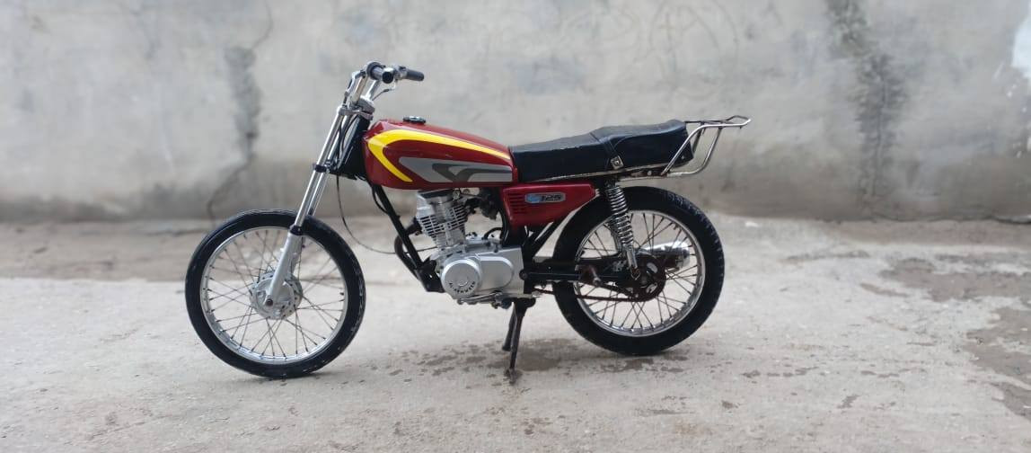 سلام عليكم دراجه ايراني ادوات مكفوله من العشاير مكينه رابيدو ام حرفين الاصليه
الدراجه احله من الصور 
بيه شلعه تشك الكاع شلعه ومعدل
تايرات وره وكدام جدد وعدي مداكر وره وكدام مالاته
مكاني القرنه هور السعد 
السعر 425 وبيه مجال حك الجيه
الرقم ***********
