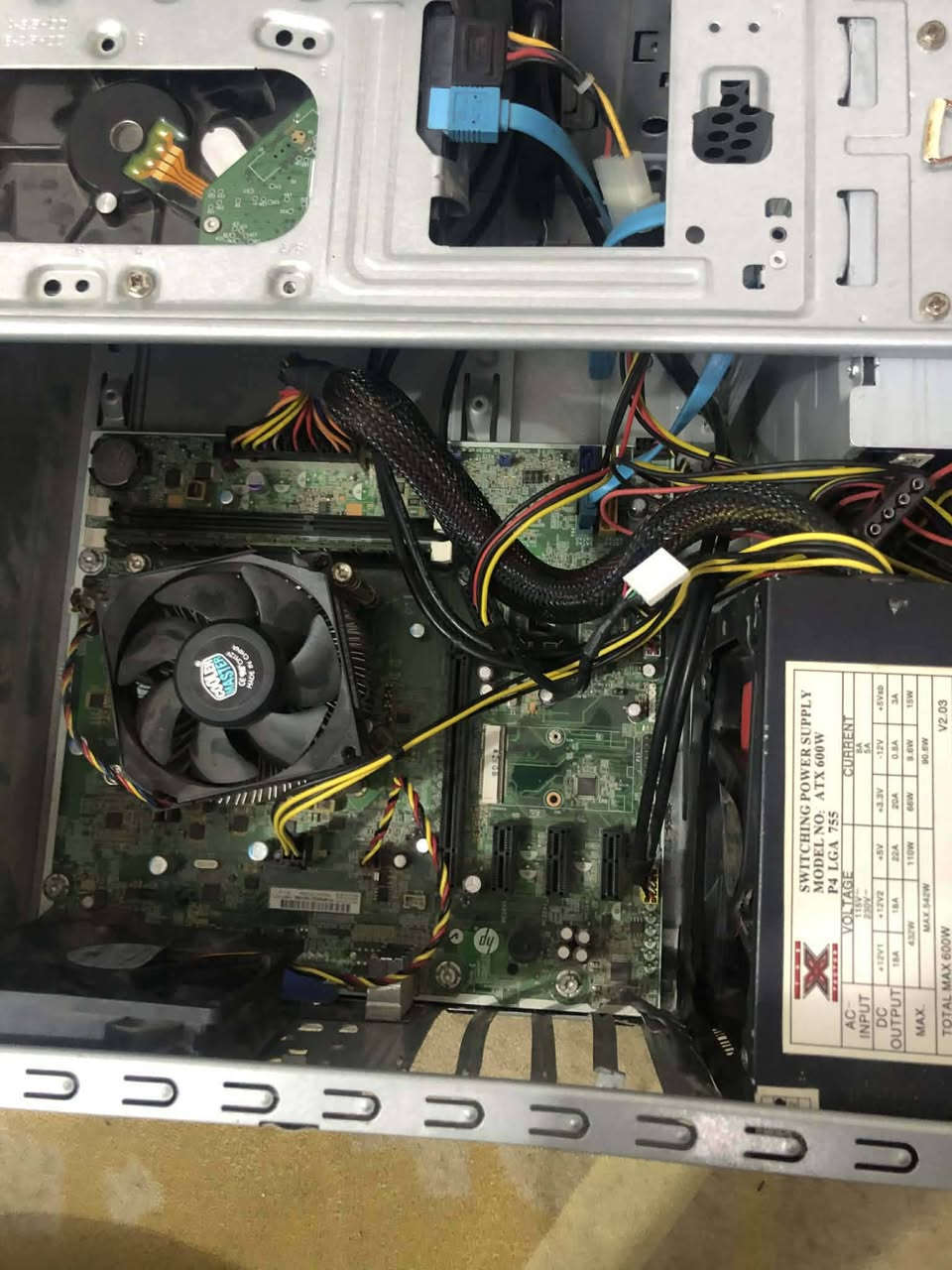 السلام عليكم pc للبيع المواصفات رام 4 هارد 500 466GP معالج corei3 3240 فقط يرادله بور سبلاي السعر 85وبي مجال المكان حله بابل ابو غرق  توصيل ماعندي الشراي يجي خاص***********
