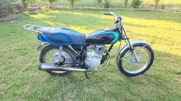 دراجه نامه شلامجه اربعه كير موديل 17 محرك مكفول لاتبخير ولا نضوح شاصي مكفولل دراجه بدون اوراق المكان بغداد اليوسفيه معمل زينب السعر 350 وبي مجال بسيط الرقم *********** بي واتساب
