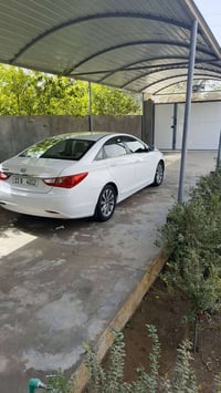 سوناتا موديل ١٣ شكل ١٤مكفوله من الضبغ والضربه  عده بارد بل الباب شي قل...