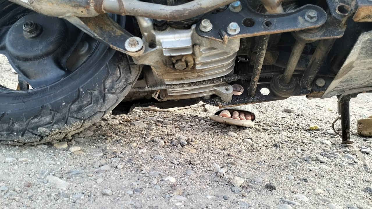 سلام عليكم دراجة بوليسي مكينة بلاد كاملة الدراجة مكان الدراجة ناصرية رقم صاحب الدراجة ***********
