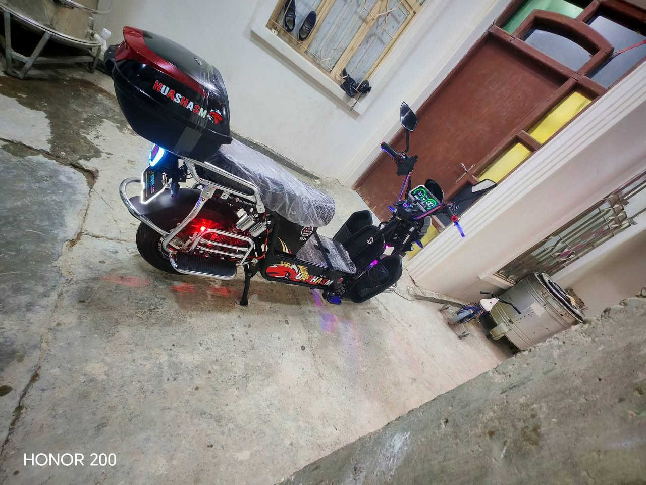 يالله متاح جبلي هيوشه موديل ٢٦ مستخدم شهر فقط مابي نقص ٦ باتري موصفاته معروفه  ميحتاج ذكرهن كامل من كلشي عل فحص ***********
