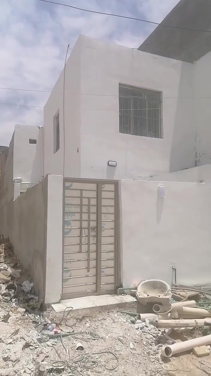 بيت ١٠٠ متر بالتفيج  للبيع
للإستفسار الاتصال على الرقم ***********
