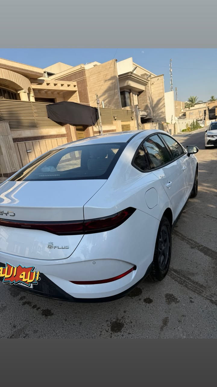 Byd gin plus
ماشيه1950 Hev 
موديل 25
صار شهر من اخذته وصار حادث ضربني ابو دراجه ودفع الله ماكان اعظم الضرر فقط من جهة السايق يحتاجه بارد او pdr  ابيعه ع وضعه هذه السعر 18,750 للتواصل واتساب فقط ***********
