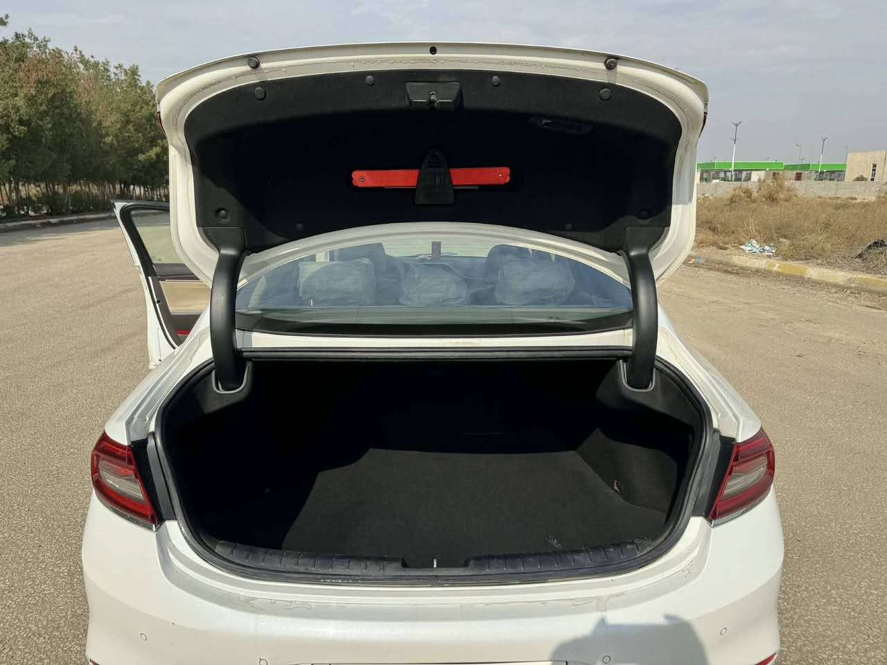 للي يدور ازيرا فول وجديدة وكفاله عامه
🌹 

هيونداي ازيرا ٢٠١٩للبيع فول  وارد خليجي رقم أربيل الدولي الجديد  مميز الجديد نمرة حلوة مع هزة جديدة يعني كبل تبصم فول مواصفات:-

‏ 💥- بنراما🌌

‏💥-  بصمة🔐

‏💥- كشنات جلد💺

‏💥- حساس  خلفي🔔

‏💥-تدفئة كشنات🌡️+ كشنات كهرباء امامي💺

‏💥-حساس امامي 

‏💥- صندوق ذكي يفتح عند لقتراب😎

‏💥- مري شفط + انارة ترحيب بل مري 🫂

‏💥-تبريد قطعتين❄️🏂

‏💥-صاجات🪵

‏💥- تحكم ستيرن⌨️

‏💥-شاشة كبيرة تدعم نظام الملاحة📺+ تكدر تتحكم بعدادات السيارة من خلالهة🗺️

‏💥-درايف مود

‏💥-سماعات 

‏💥-مراية تعتيم🔳

‏💥-بلوجكترات🔦

‏💥-بك لايت لد

‏💥-حاجب لد بل لايت

‏💥- ويل ١٩

‏💥-حساسات🔔🔔

‏💥-كامرة دوارة📹📡

‏💥- دبل جام يعني عزل فول🪟

‏💥-حاجب نهاري👁️

‏بعد بيهة هواية مواصفات متجي ابالي 

‏منضومة تبريد جديدة كاملة ميكانيك كمبريسر حجم 18 يعني ثللج يعني شكد متوكف ميفصل

‏كير محرك صدر امامي خلفي كلهن تمام مع إدامة كاملة.

ملاحظة السياره بيه صبغ بلدوسه كد شبر فقط 

‏.. مكاني بابل.. حجم محرك 6/3300 🚀✈️🛫 شرط كفاله كير ومكينه 

ملاحظه ماصارلي فتره من سويت اله ادامه كامله من كلشي باتري تخم تاير حداديه شرط غرفته شركه 

‏سعر ٢٢٠ وبيه مجال 

مكاني بابل

‏للاستفسار ***********/***********
