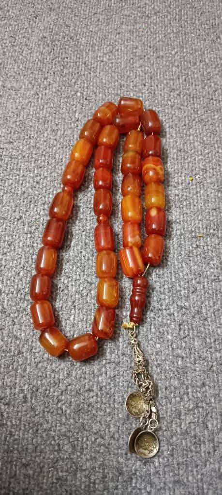 مسبحة عقيق اصلية قديمة للبيع
33 حبة وزنا 220 غرام


**إذا كنت صاحب هذا الإعلان وتريد حذفه لأي سبب، رجاءا أرسل رسالة إلى الدعم الفني**