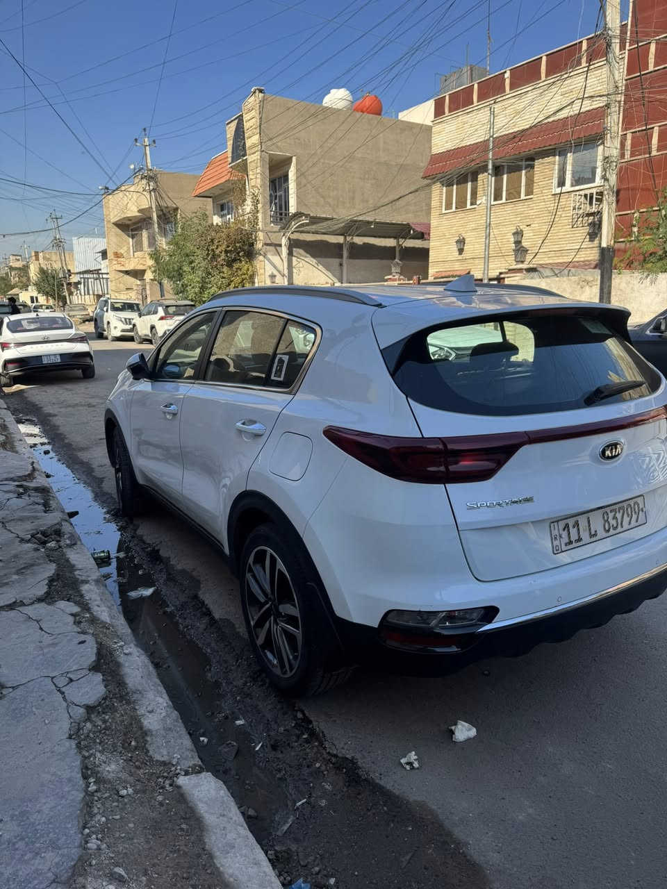 سلام عليكم 
للبيع سبورتج 2021 

مكينه 2000دوش 
ماشيه 27حقيقي حقيقي 
ويل كروم 
أشاير ترحيب 
مري شفط 
اريل نفيكيشن 
شاشه بلاديه ام البوصله 
سبير منازل 
3اوضاع قياده 
(سبورت ،ايكو ،نورمل)
سياره دوليه بعدها بالضمان  
كشاف نهاري 
داخل حمصي 
حساسات خلفيه 
جامات أماميه اوتو 
تبريد ثلج 
السياره استخدام شخصي 
السياره جديده بمعنى الكلمه 
ومكفوله كفاله عامه عده الشخط الي بالفيديو 
سياره معروضه ٢١٠وبيها مجال للشراي  
مكاني بغداد ***********
