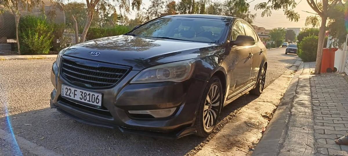 سلام عليكم كيا كادنزا موديل2012 خليجي رقم اربيل باسمي
سنوية ال ٢٨ شرط التحويل محرك ٦سلندر ٣٥٠٠

سياره جاهز مابيها اي نقص على آخر شي فول 

مواصفات السياره بيها صبغ ٤ قطع صبغ اثر جراد 

وعلى أيدي مسويها سياره مال جناي كامله وجديده 

شرط السونار السعر ١٠٣ بيها مجال الشراي 

***********مكاني ديالى
