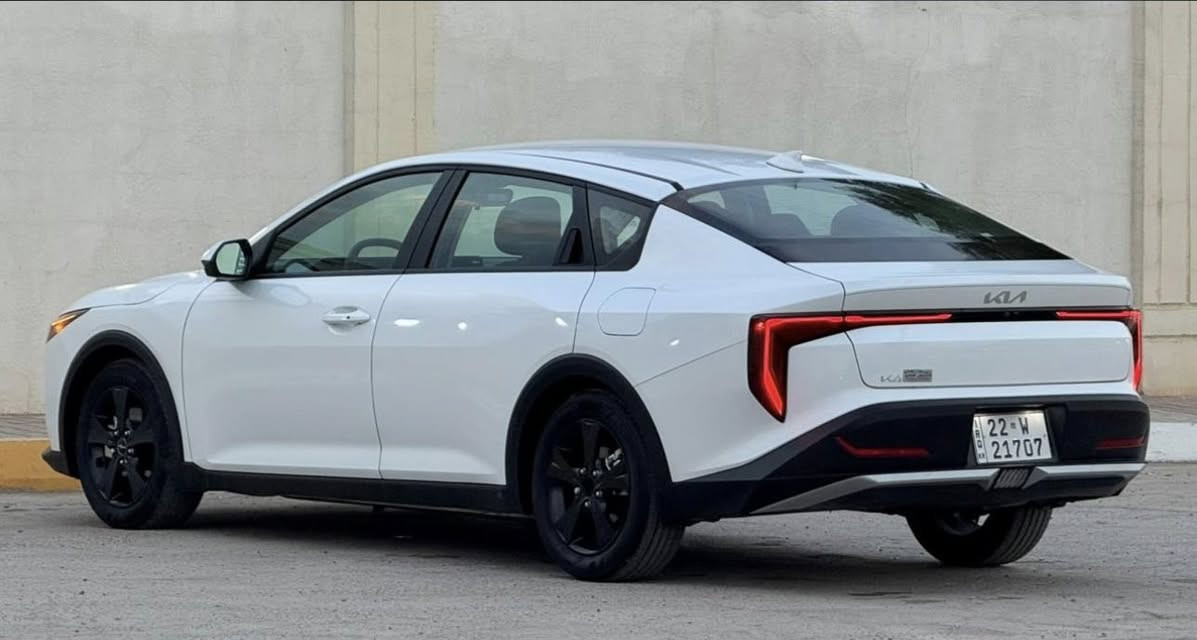 السلام عليكم
كيا K4 2025  رقم اربيل بأسم شركة وكالة او تحويل مضمون  صور الحادث مرفقة كلين بدون صبغ من الدعامية للدعامية  ماشية 6الف 
المواصفات : بصمة / هندبريك دكمة / شاحن وايرليس / لايت LED  / مكينة 2000 دوش / شاشة كبيرة متصلة ديجتال / اوتو هولد / LED امامي وخلفي / قيادة ذاتية / كامرة دوارة / رادار تعديل مسار / اوتو بريك / رادار جانبي / مود درايف / تحكم ستيرن / كروس سرعة /مانع انزلاق / بلوتوث / اواكس / USB 
مكاني الكاظمية 
للتواصل والاستفسار 
***********
