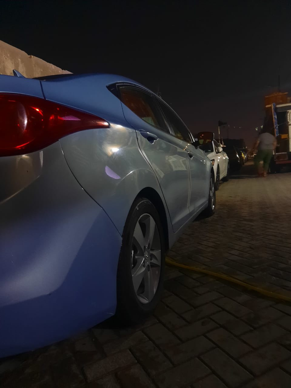 السلام عليكم
النترا 2012 وارد امريكي حادث
بنيد مصلح نفسه وقطعتين كلير
وطخه بلباب موضحى بلصور
مكينة مامفتوحه بلاد السياره ليبل واحد مابيه اي نقص السعر100 وبيه مجال بسيط هاتف***********
