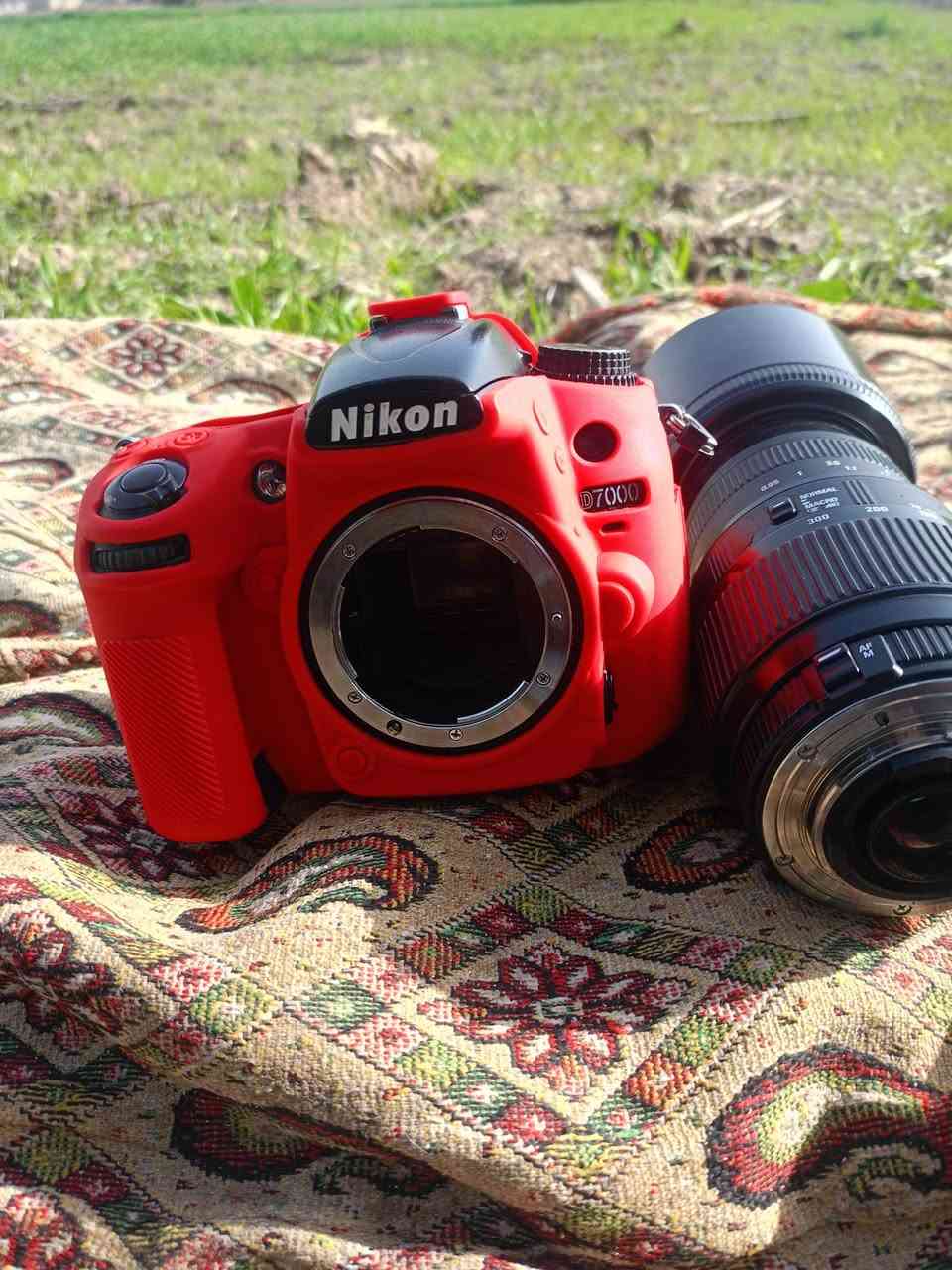 للبيع كامرا 7000D
مكان النجف توصيل موجود 
ملحقاتها  بطارية اصلية
شاحن اصلي
توصالة اصلية 
جنطة نيكون الاصلية 
بيوت رام 
جلدة حمرة گفر حماية 
رام اصلي ٦٤ 
رام اصلي ٣٢
سعر 500 بيه مجال حك جيه 
رقم الهاتف ***********
