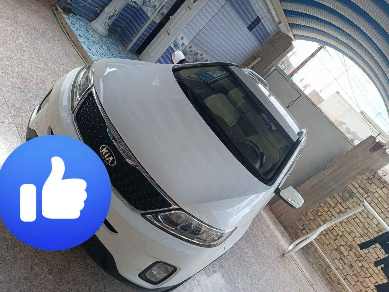 السلام عليكم
كيا سورنتو  خليجي كويتي موديل 2015 

محرك 2400 سبعه راكب 

رقم  ذي قار انكليزي باسمي 

شوكت متريد احولك 

سنويه وهزه جديده 

كفاله عامه  فول عدا البانوراما للاستفسار*********** بي واتساب  ومتواجد ماسنجر

عنوان الشطره 
السعر ١٩٥ وبيهة مجال
