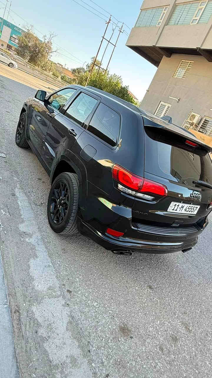 تحيه طيبه
للبيع او المراوس جيب اكس لمتد موديل 2021
سياره وارد امريكي حادثها موضح بالصور بدون دواخل غير الحادث مابيها شي معروفه مواصفات ال X جاهزه برغي ماعايزه مداور ثاني يوم  
مكان السياره النجف الاشرف
السعر 255$ بيها مجال
استفسار ***********

