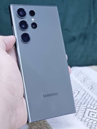 اخواني الاعزاء S23 ultra امريكي نسخة Tmobile  تك سيم كارد و يقبل esim ...