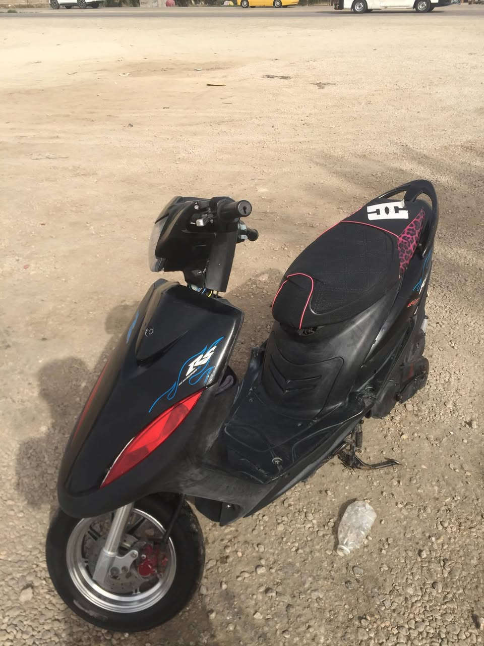 دراجه ماكس عدله للبيع 
تزويد خارجي فقط 
49بلادي 
دراجه نكره سلف هندر 
سعر 575وبيه مجال
عنوان بابل محاويل 
***********
