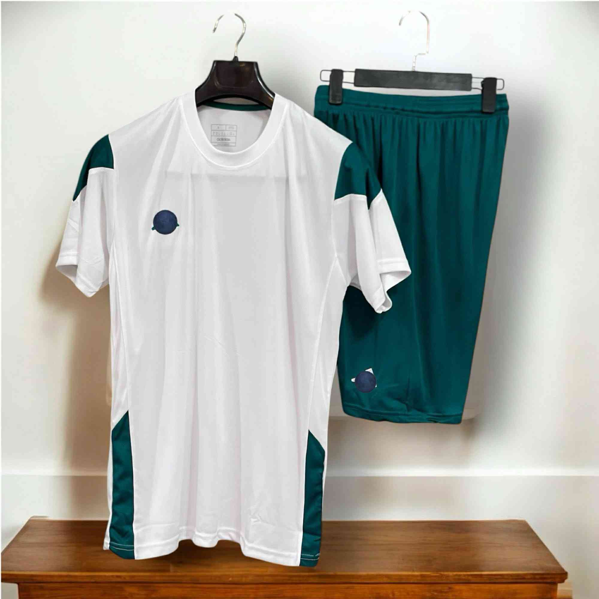 قطعه 5الف فقط 

يوجد طباعه 

دريس شورت بدون رقم 

توصل واتساب  ***********
