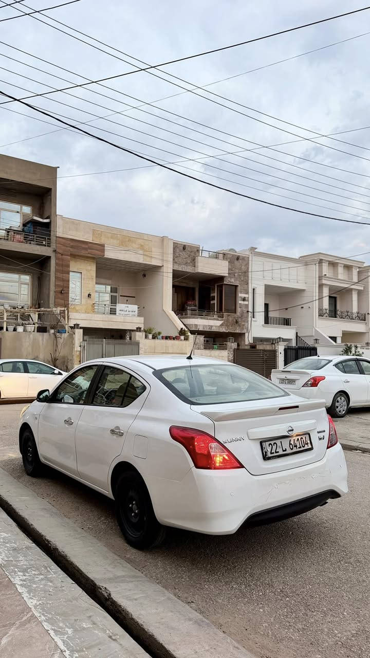 نيسان صني هندي 
موديل : 2021 
ماشية : 118 الف km
جاملغ خلفي و امامي طرف السكن صبغ 
السعر : 105
رقم موبايل و واتساب 
***********
