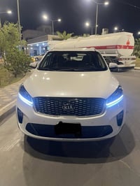 سورنتو ٢٠١٨ • ٦ سلندر • ٧ راكب
