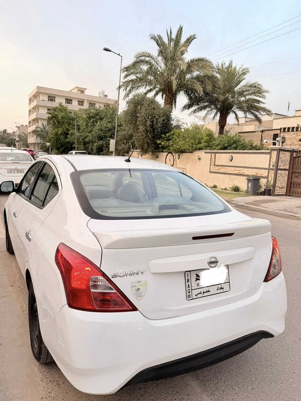 السلام عليكم للبيع نيسان سني 2019 جديده السياره ماشيه 94   بيها بارد بسيط بالباب والجاملغ فقط والباقي مكفول ما بيها اي نقص السياره رقم بغداد السعر 98 ورقه وبيها مجال بسيط للاستفسار
‏((  ***********‬)) مكاني بغداد زيونة.
