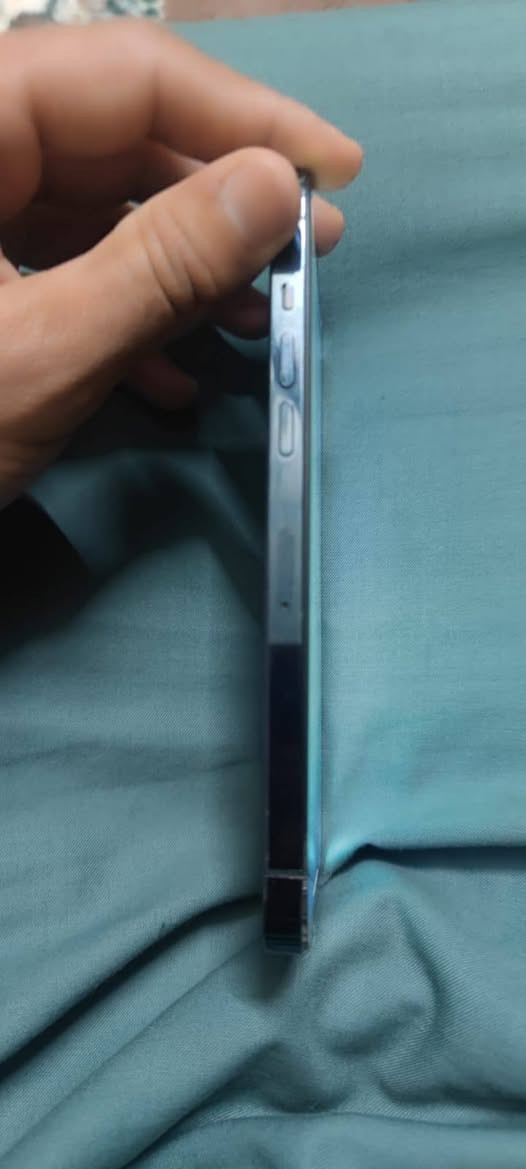 بطاريه100 جهاز مفتوح  وقافل مضع اليميل مالو ايمن حي رجم حديد
***********
