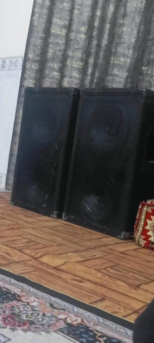 السلام عليكم سماعات مونتاربو ثنائي
زوج للبيع نضيفات سعرهن 250 العنوان الناصريه مركز


**إذا كنت صاحب هذا الإعلان وتريد حذفه لأي سبب، رجاءا أرسل رسالة إلى الدعم الفني**