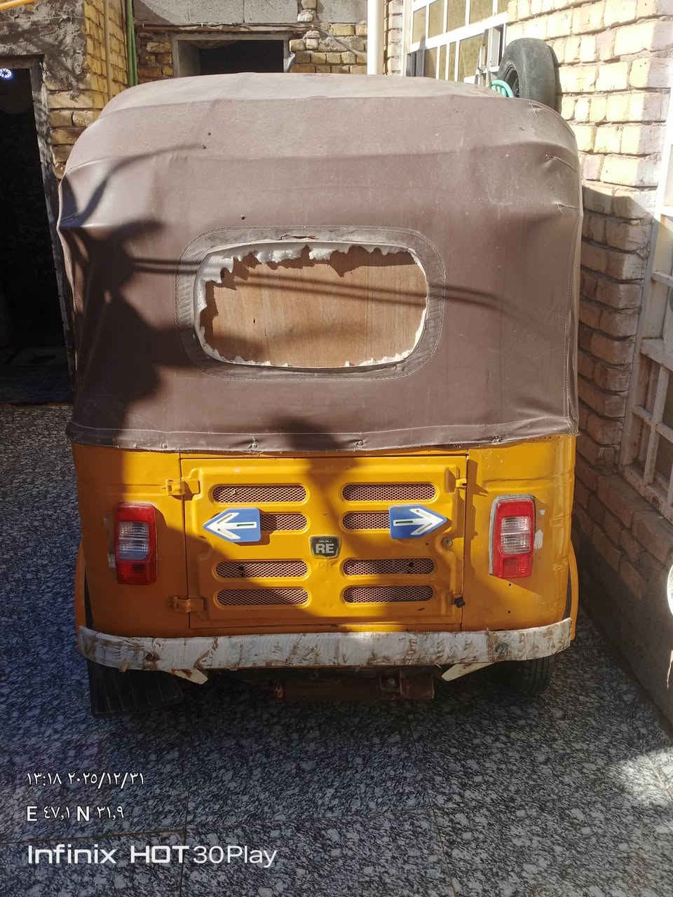 سلام عليكم تكتك 19شهر 11نضيفه وحلوه ضفيره جديده عقل جديد ملف جديد يكلايتات جديد تايرات جدد اوراق مكان تكتك بل عماره نهاوند وهاذ رقم صاحبه ***********شراي ينتصل
