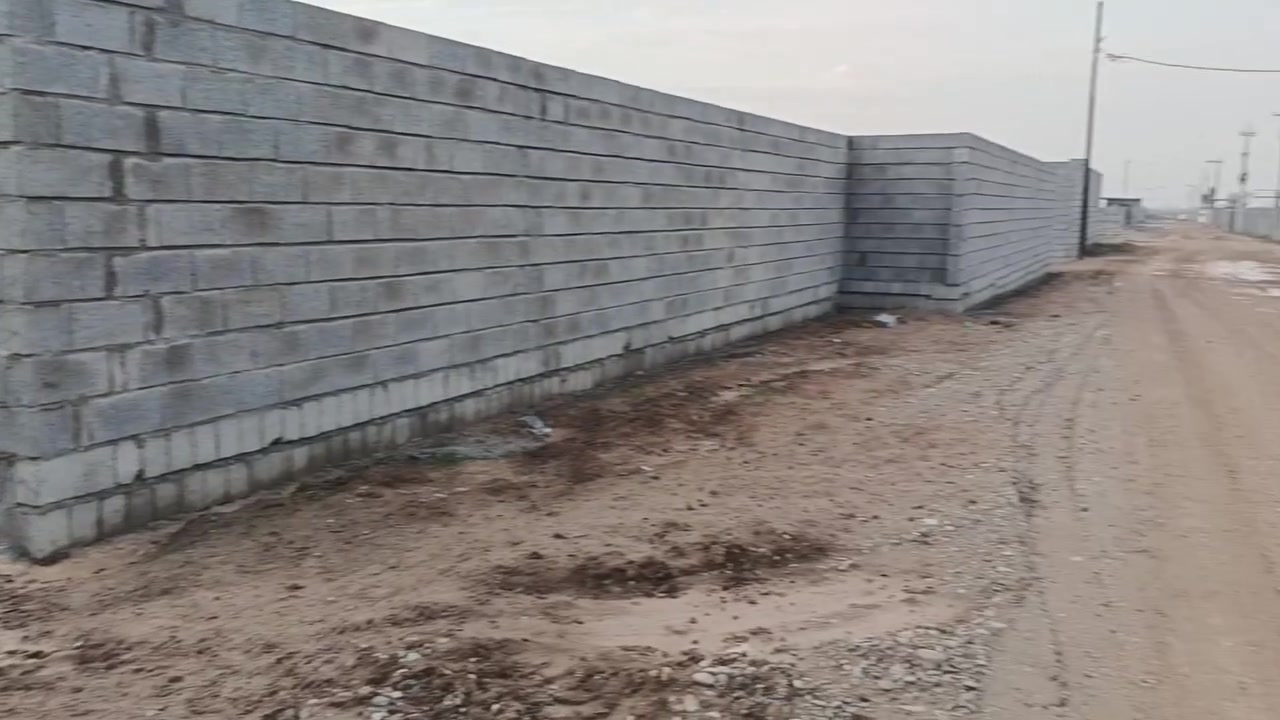 قطعه 1000 متر للبيع مسيج بلوك كهرباء واصل وماي بئر بي حي بدر شارع مزارع من جهه جسر معارض سعر 35 مليون وقابل للتفاوض اكثر تفاصيل ***********
