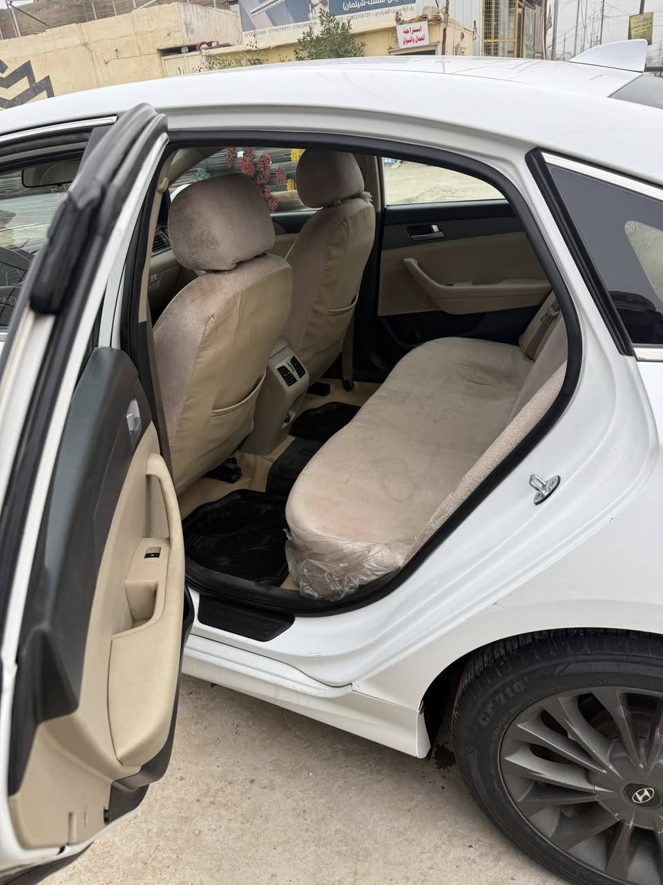 سوناتا ١٧خليجي
٣قطع صبغ الباقي كفاله 
***********
